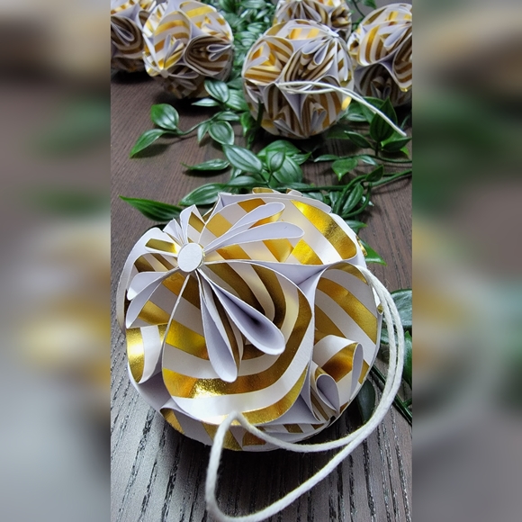 Christmas ornaments pack of 6 - Picture 2 of 7